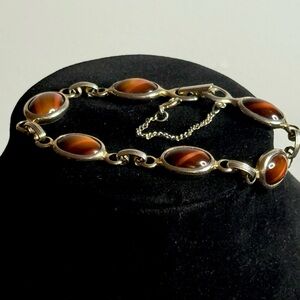 Sarah Cov. Tigers eye bracelet